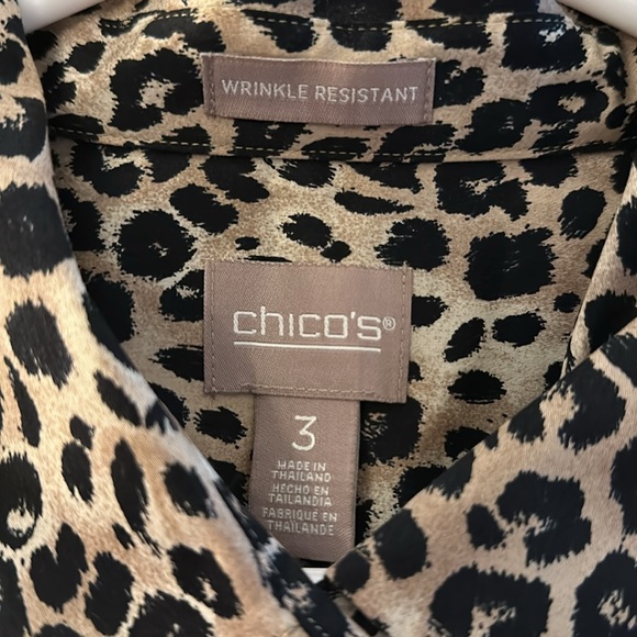 Chicos Animal Print No Wrinkle Long Sleeved Button Down Blouse Size 3 (XL) - Picture 5 of 6
